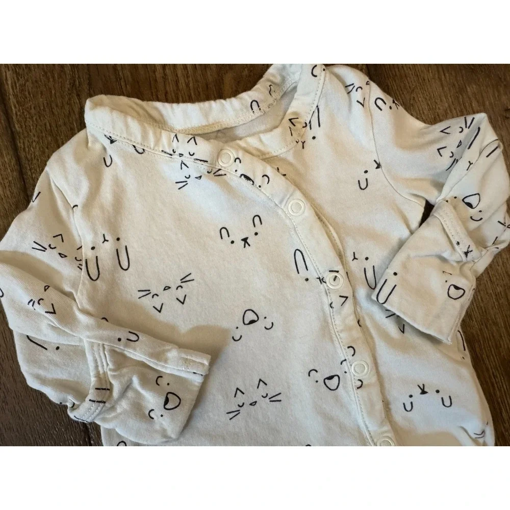 Mighty Goods Baby Outfit Girl Preemie Clothes‎ Hat Cat Bunny Face Footed Set Lot